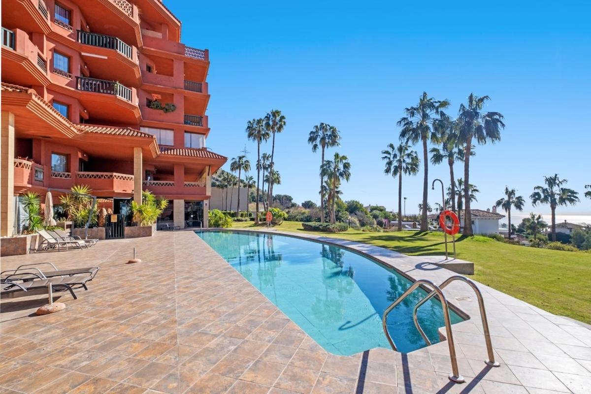 Apartment Higueron *